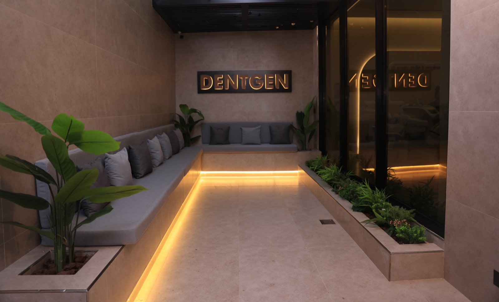 DentGen clinic — Al Wasl Road, Dubai